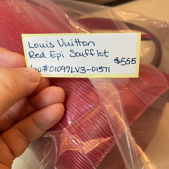 Louis Vuitton red EPI leather Soufflot - Picture 14 of 14